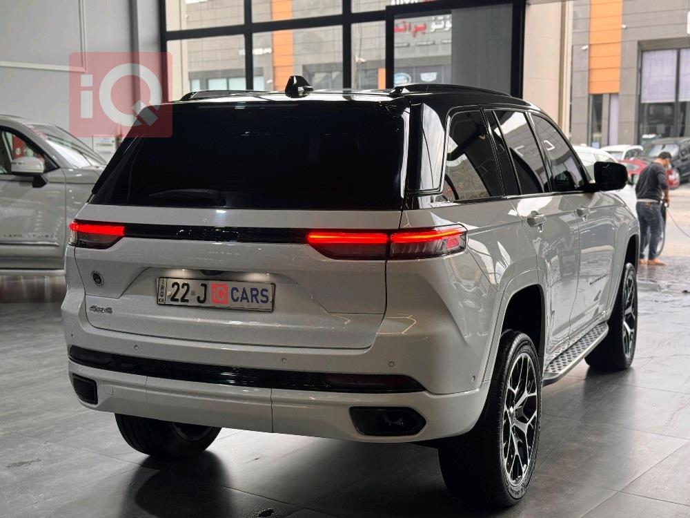 جيب جراند شيروكي